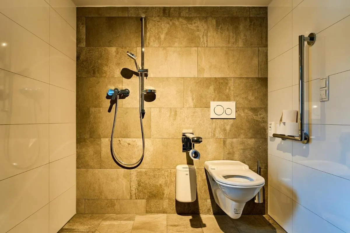 Image 6 of Charmante Wohnung für 2 Personen in Zentrumsnähe x moderne Coworking-Arbeitsplätze und Besprechungsräume im Haus