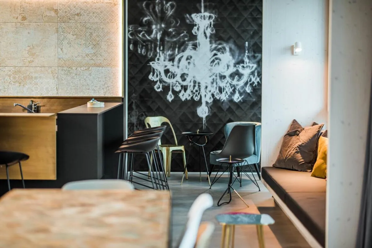 Image 5 of Charmante Wohnung für 2 Personen in Zentrumsnähe x moderne Coworking-Arbeitsplätze und Besprechungsräume im Haus