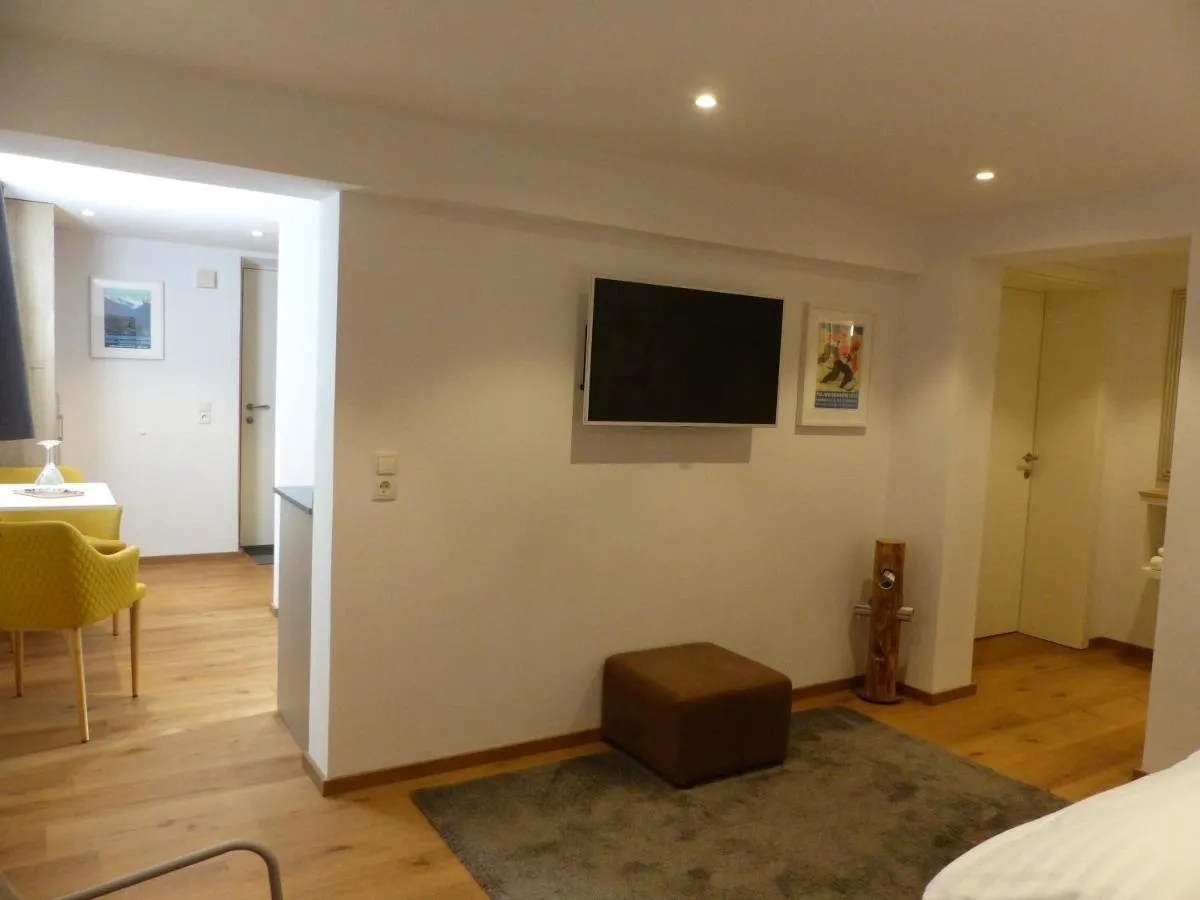 Image 4 of Gstill-4-Living