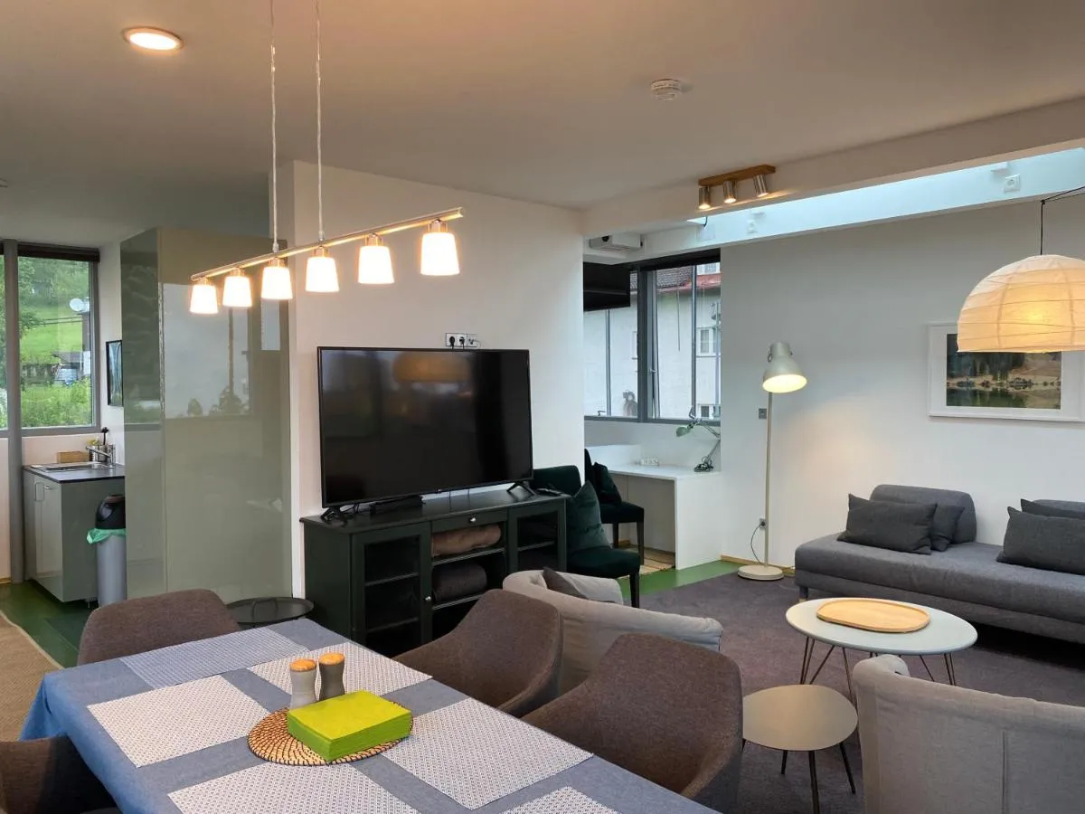 Image 2 of Holidayhome OMYXL