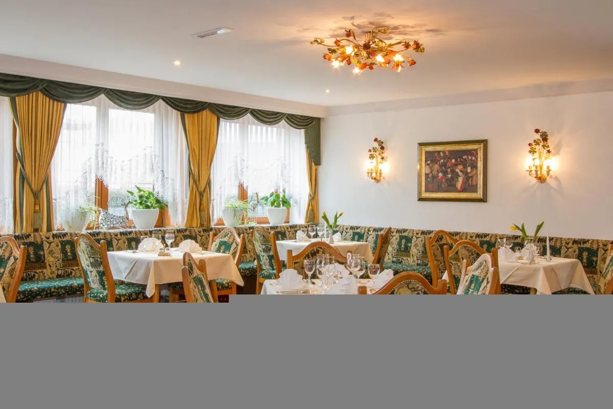 Image 2 of Hotel Huberhof
