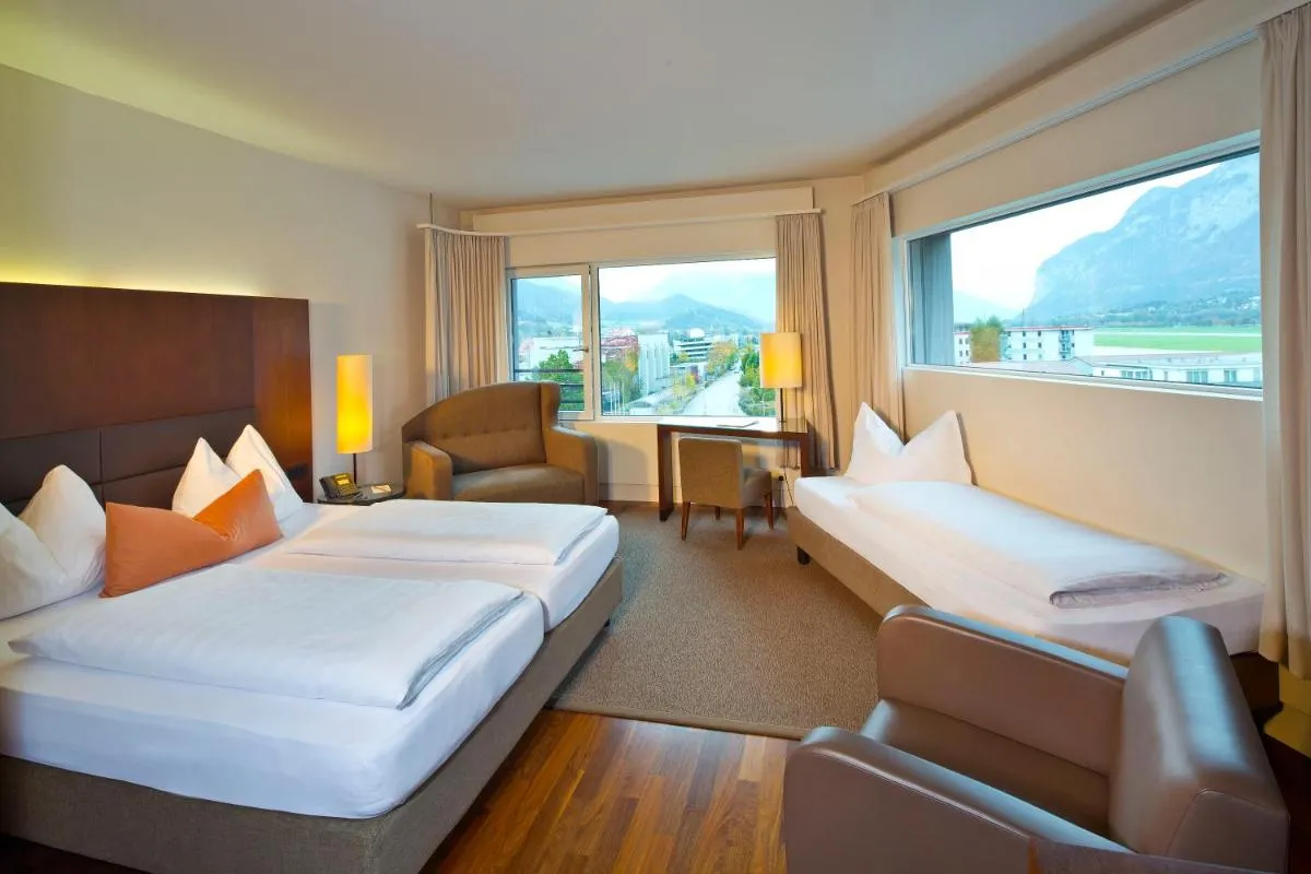 Image 1 of Hotel Penz West