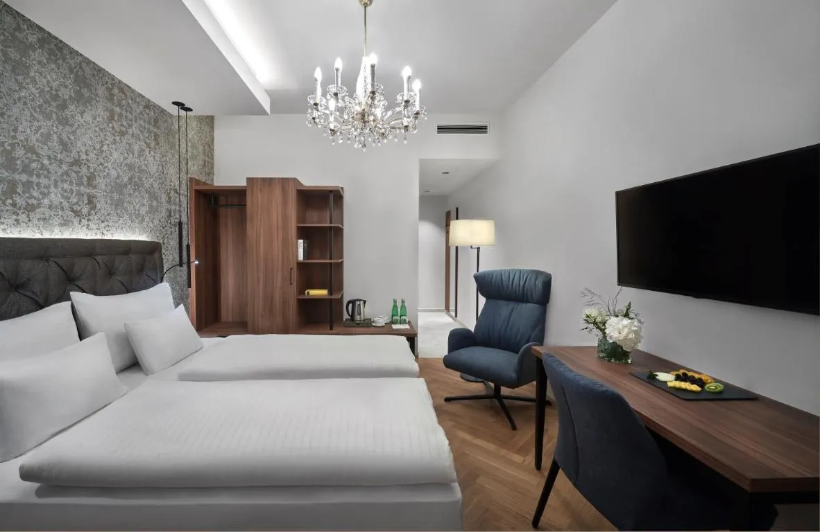 Image of Hotel Schwarzer Adler Innsbruck