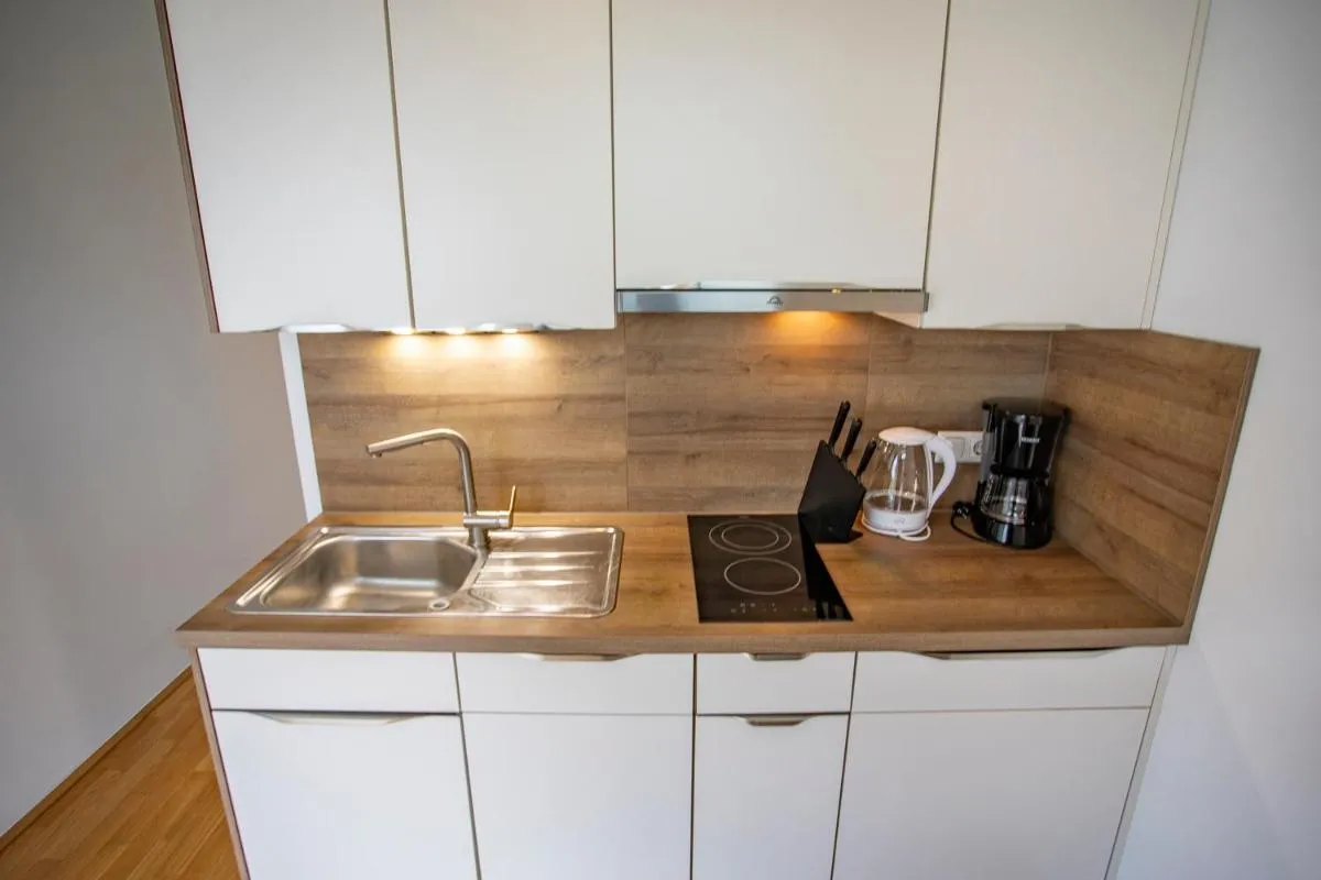 Image 2 of Modern Innsbruck Apartment I Free Parking