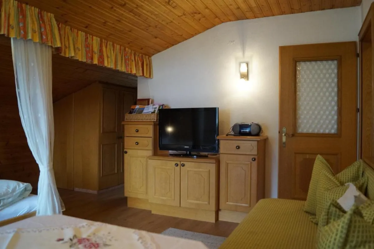 Image 4 of Schusterhof