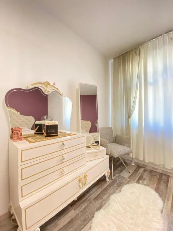 Image of Tyrol Golden Apartment Alps mountain View& Free underground Parking