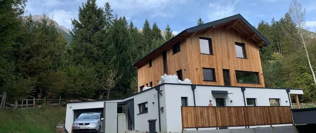 Image 5 of Waldblick – modern wohnen – Self-Check-In – direkt am Wald – kein Verkehr – in 10 Minuten im Innsbrucker Zentrum – vorm Haus parken